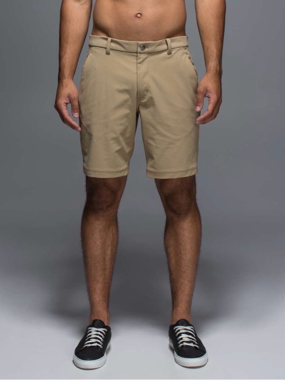 LULULEMON Athletica Mens Technical Shorts Tan Khaki 30 W Utility Stretch Golf